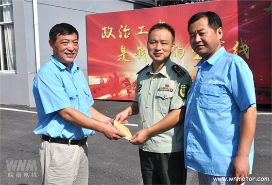 皖南電機(jī)建軍節(jié)走訪涇縣消防大隊(duì) 皖南電機(jī)建軍節(jié)走訪涇縣消防大隊(duì)