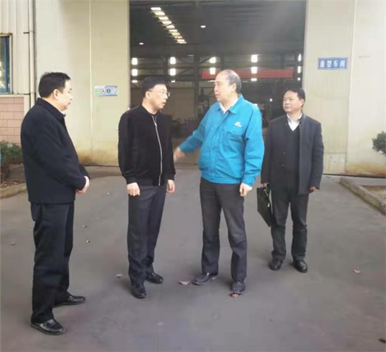 新任涇縣縣委副書記、代縣長(zhǎng)施懷中到安徽威能電機(jī)有限公司