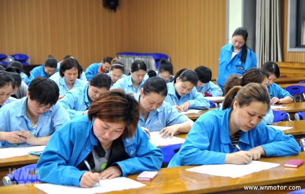 三相異步電動機(jī)廠家